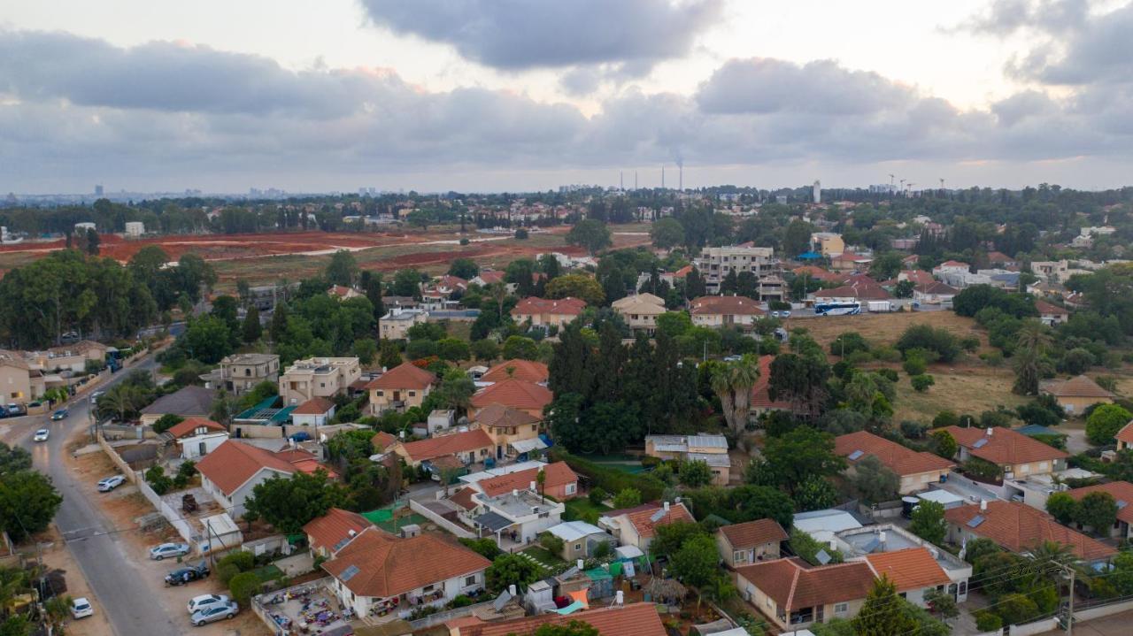צימר רומנטי ואיכותי בפרדס חנה La Baita Exteriér fotografie